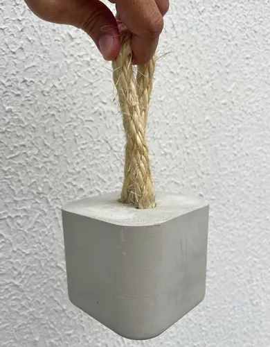 Calço de Porta em Concreto Cinza — Kit com 4 Peças Aleta - Image 9